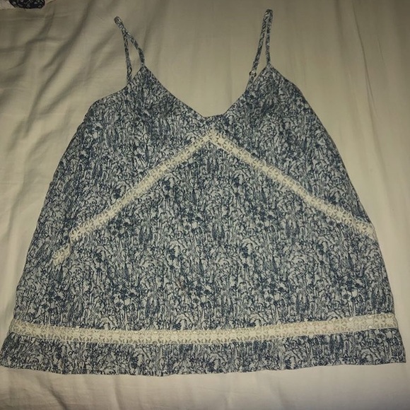✅ NWOT BLUE & WHITE ABERCROMBIE & FITCH TANK TOP - Picture 3 of 5